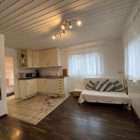 Ferienwohnung Geiger Sersheim Bagian luar foto